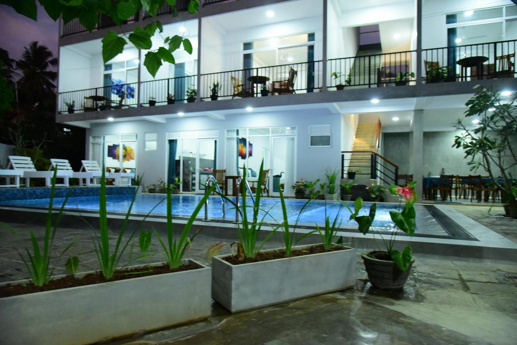 Di Sicuro Tourist Inn ฮิกคาดูวา ภายนอก รูปภาพ