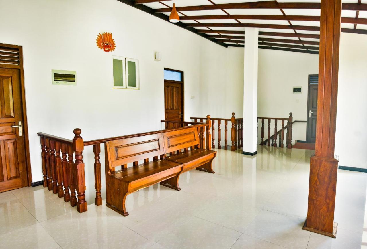 Di Sicuro Tourist Inn ฮิกคาดูวา ภายนอก รูปภาพ
