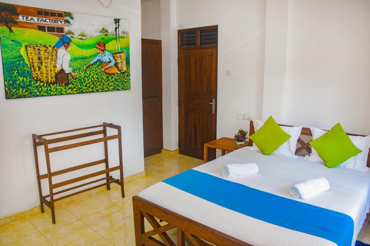 Di Sicuro Tourist Inn ฮิกคาดูวา ภายนอก รูปภาพ