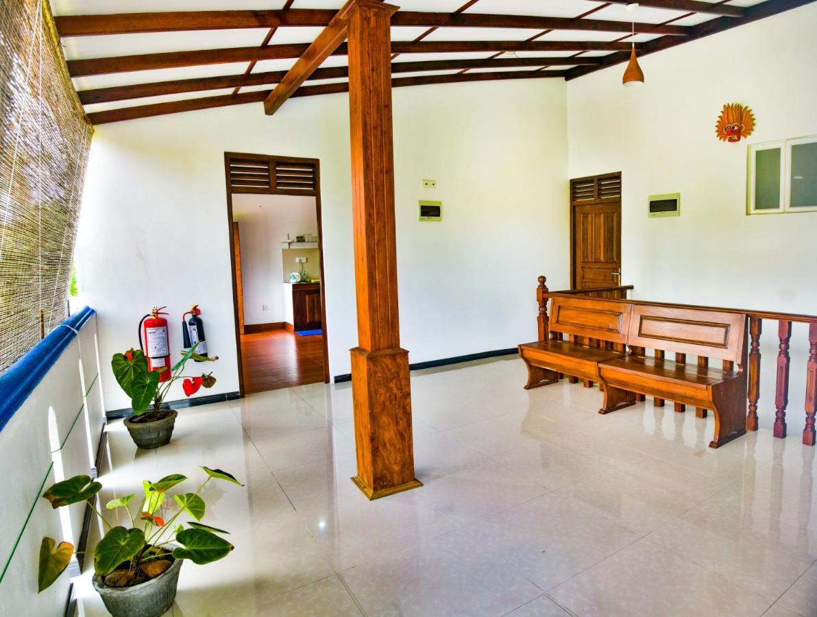 Di Sicuro Tourist Inn ฮิกคาดูวา ภายนอก รูปภาพ